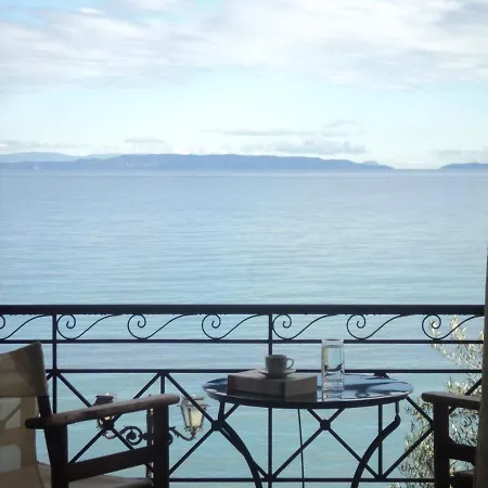 Hotel Polichni Leonídion