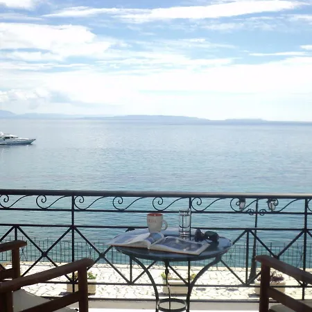 Hotel Polichni Leonídion