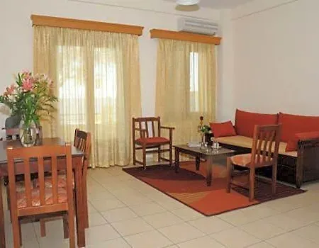 Polichni Hotel Leonidio