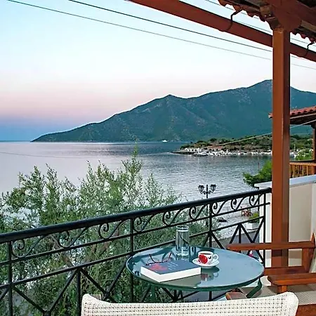 Hotel Polichni
