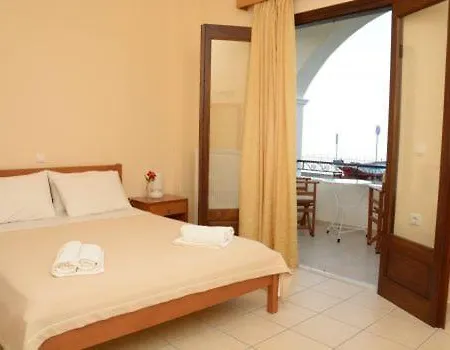 Hotel Polichni Leonídion