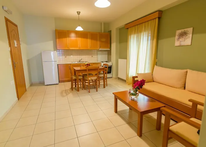 ホテル Polichni 3*