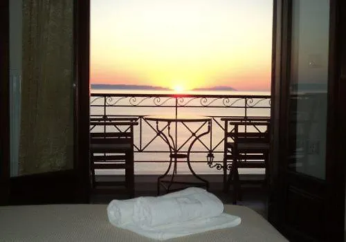 Polichni ホテル 3*