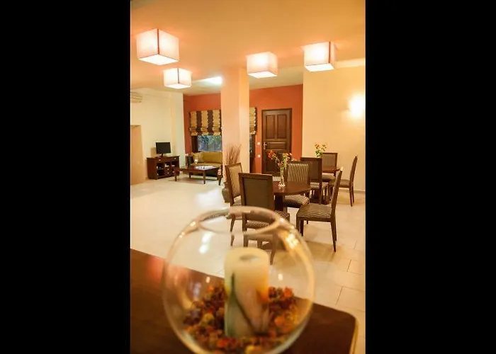 ホテル Polichni 3*