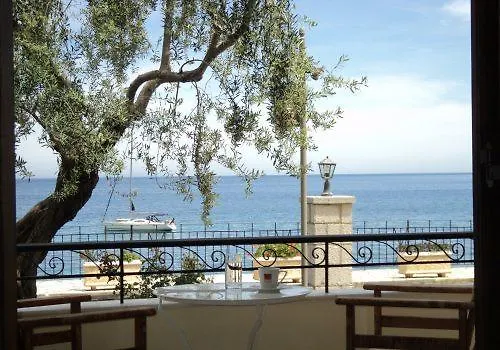 πολίχνη Λεωνίδιο