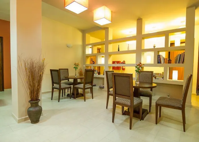 ホテル Polichni 3*