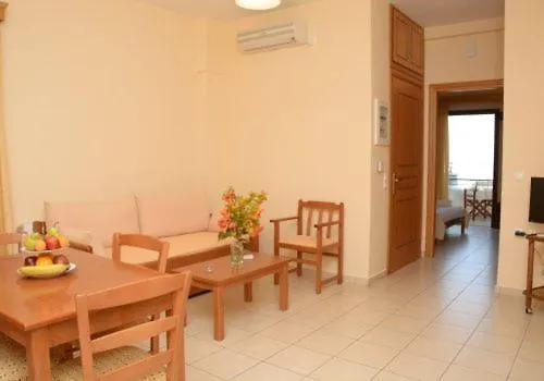 Polichni ホテル Leonídion