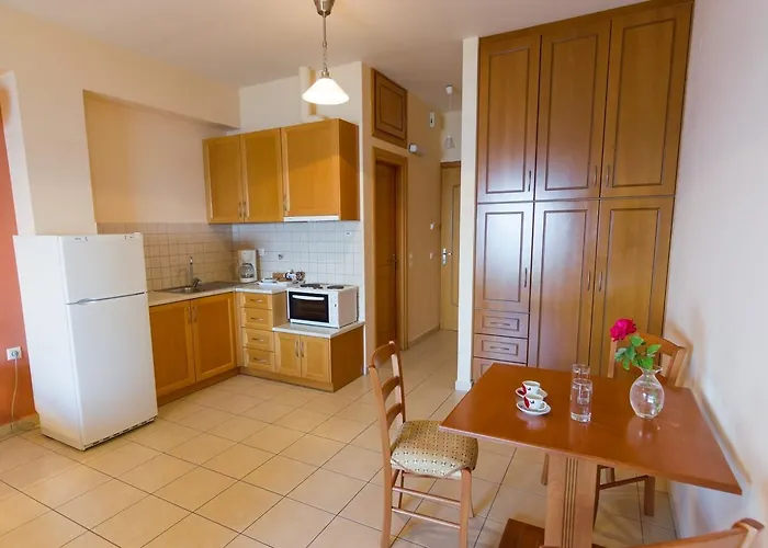 Polichni ホテル 3*