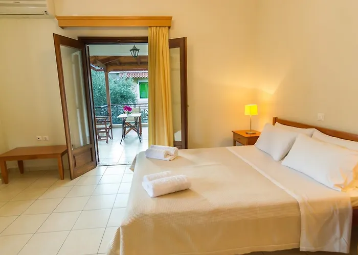 πολίχνη 3* Λεωνίδιο